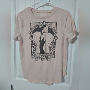Disney Villains Cruella de Vil Graphic Tee | Pink Short Sleeve Shirt